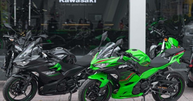 Giá môtô Kawasaki giữa tháng 12/2025, đồng loạt giảm giá sốc