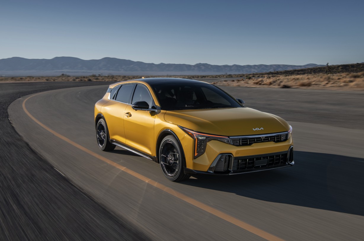 Kia K4 Hatchback 2026: Thiết kế thể thao, động cơ tăng áp, công nghệ hiện đại