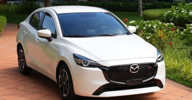 TOP xe sedan cũ bán chạy hiện nay