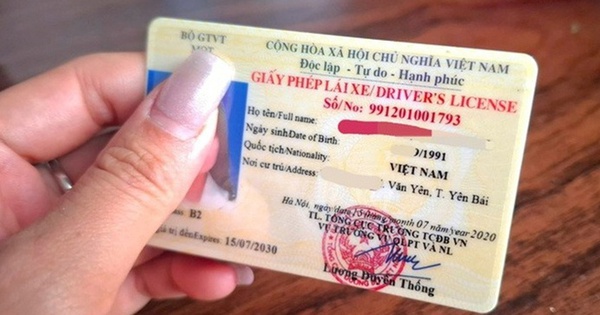 Từ năm 2025, bằng lái xe máy bị trừ hết điểm mà vẫn chạy bị phạt bao nhiêu?